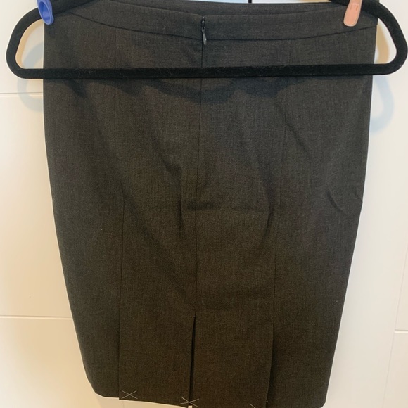 Ann Taylor Grey Midi Skirt - Picture 2 of 2